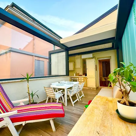 Centro Silenzioso E Confortevole Con Terrazzo Bioclimatico A 2 Minuti Dal Mare 아파트 페스카라