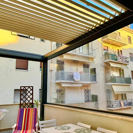 아파트 Centro Silenzioso E Confortevole Con Terrazzo Bioclimatico A 2 Minuti Dal Mare 페스카라