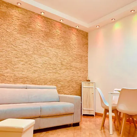 Centro Silenzioso E Confortevole Con Terrazzo Bioclimatico A 2 Minuti Dal Mare Apartamento Pescara