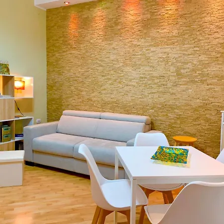 Centro Silenzioso E Confortevole Con Terrazzo Bioclimatico A 2 Minuti Dal Mare